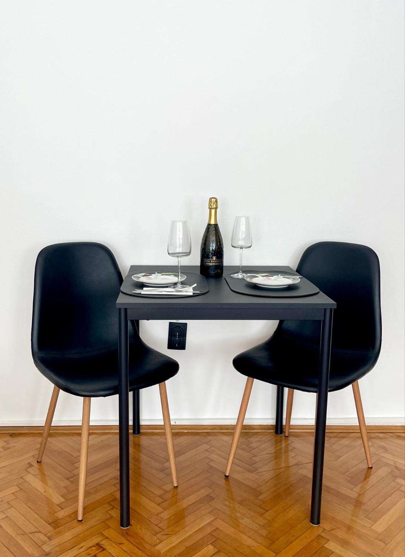 Apartment Mirochka Belgrado Esterno foto